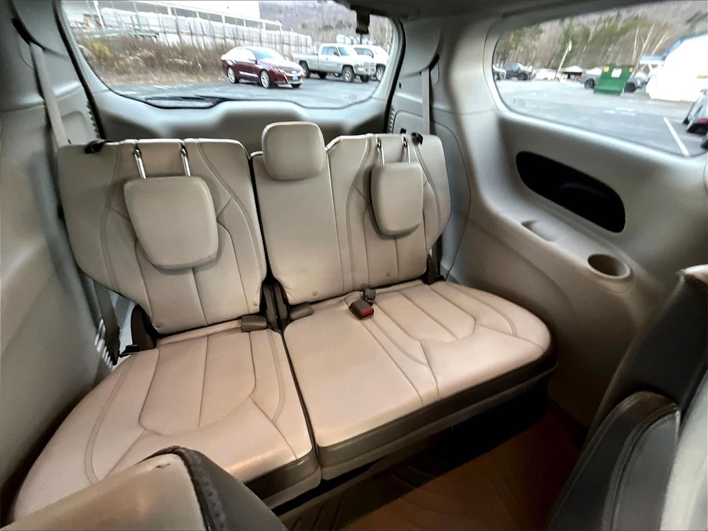 2020 Chrysler Voyager LXI - Photo 17