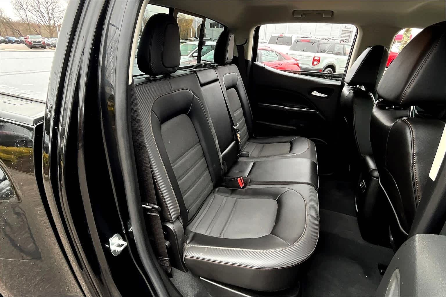 2022 GMC Canyon 4WD AT4 w/Cloth - Photo 16