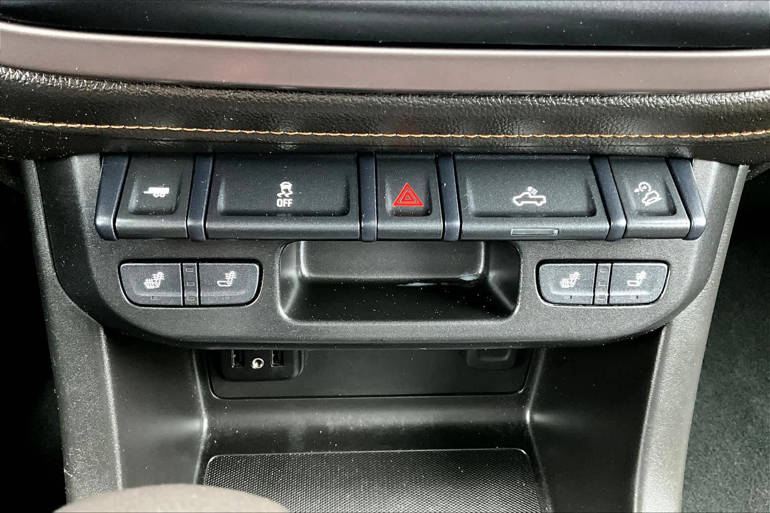2022 GMC Canyon 4WD AT4 w/Cloth - Photo 26