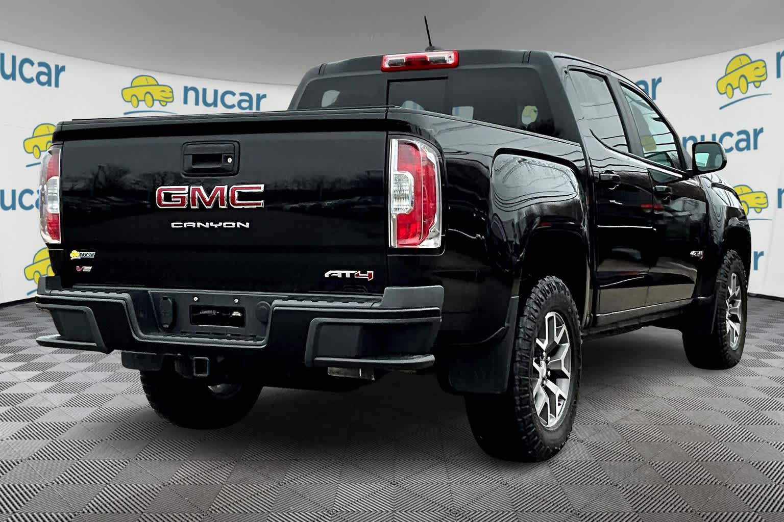 2022 GMC Canyon 4WD AT4 w/Cloth - Photo 6