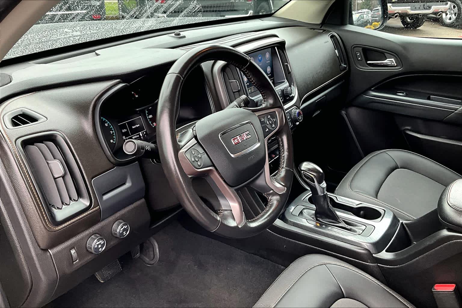 2022 GMC Canyon 4WD AT4 w/Cloth - Photo 8