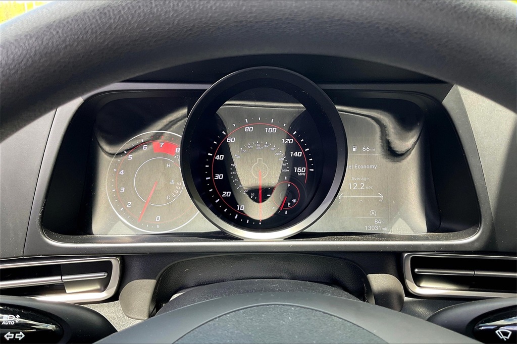 2022 Hyundai Elantra SE - Photo 23