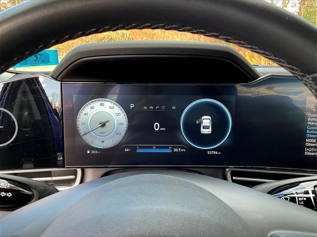 2024 Hyundai Elantra Limited - Photo 14