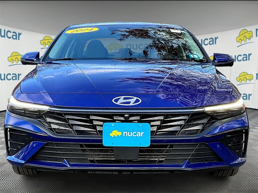 2024 Hyundai Elantra Limited - Photo 2