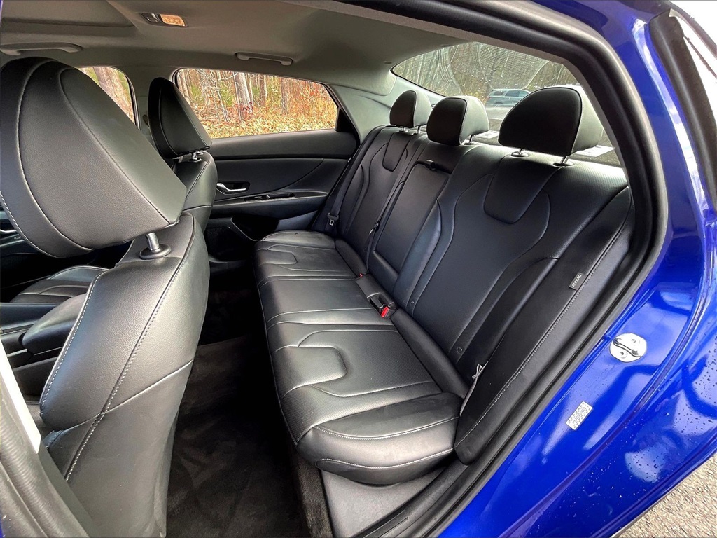 2024 Hyundai Elantra Limited - Photo 24