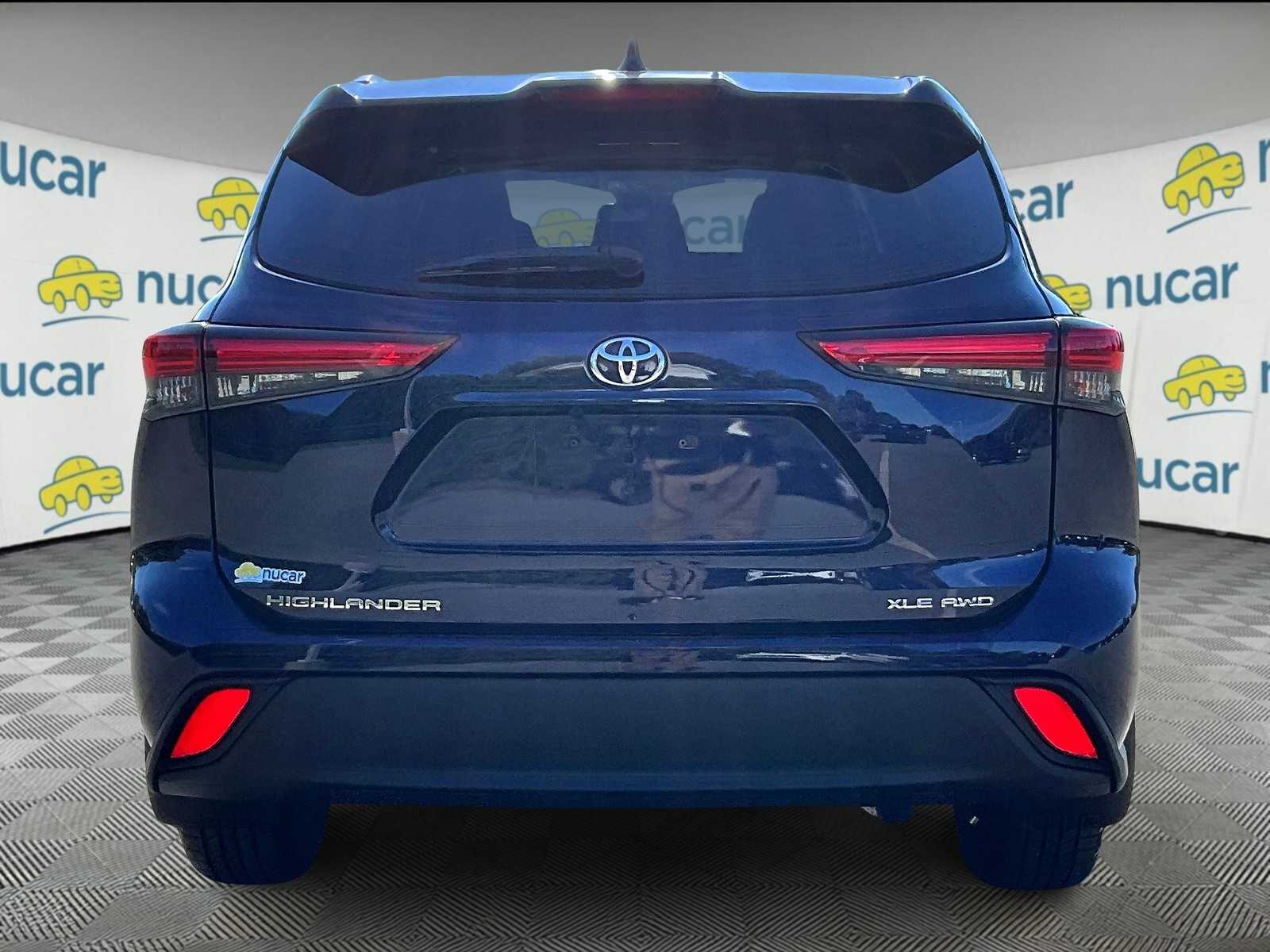 2020 Toyota Highlander XLE - Photo 5