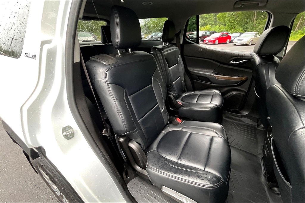 2019 GMC Acadia SLE-2 - Photo 19