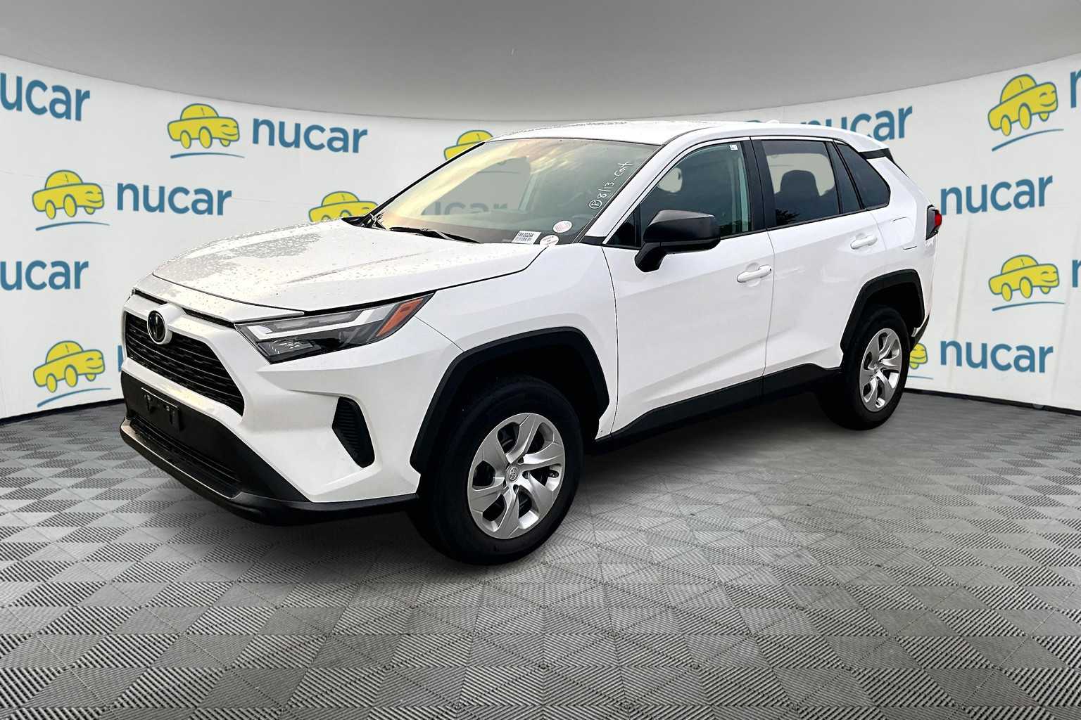 2023 Toyota RAV4 LE - Photo 2