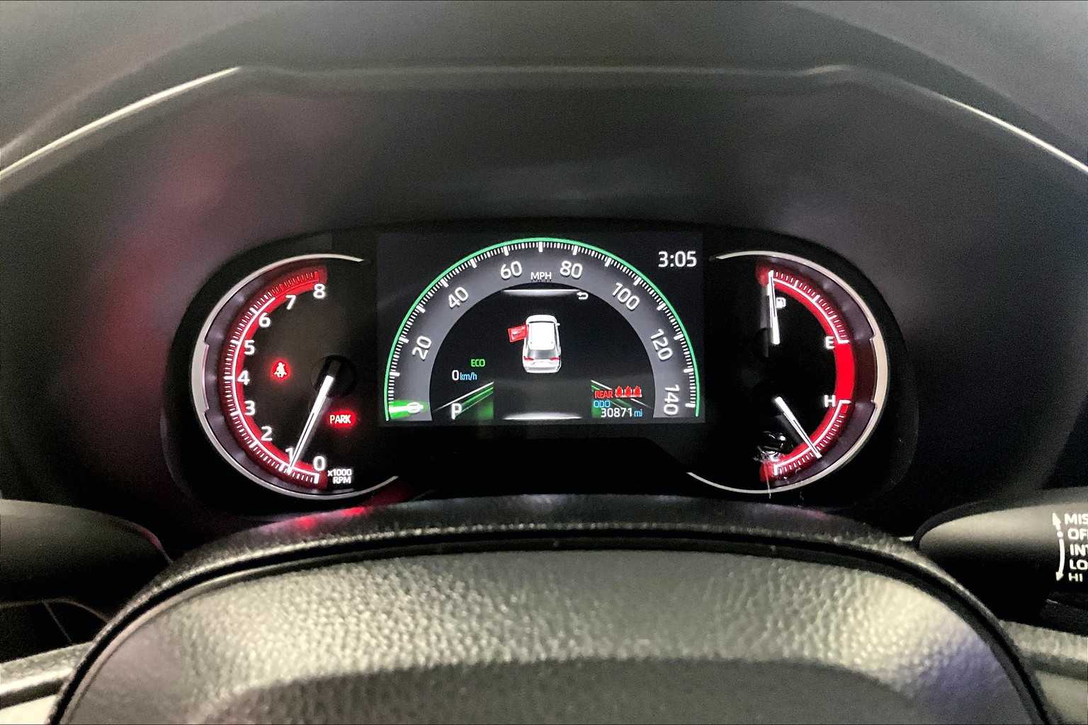 2023 Toyota RAV4 LE - Photo 24