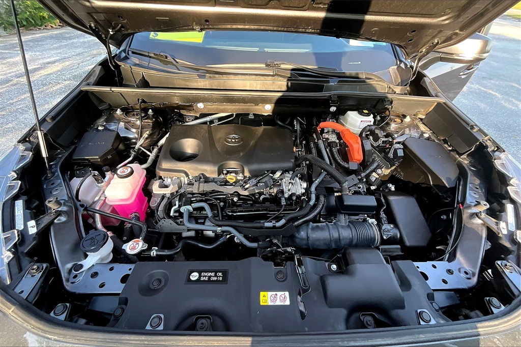 2022 Toyota RAV4 Hybrid SE - Photo 30