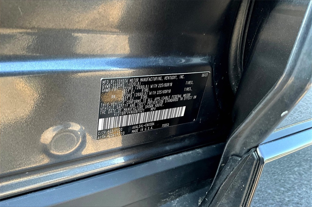 2022 Toyota RAV4 Hybrid SE - Photo 36
