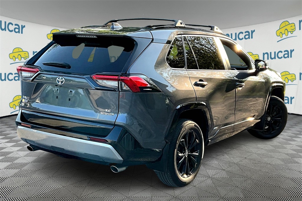 2022 Toyota RAV4 Hybrid SE - Photo 6