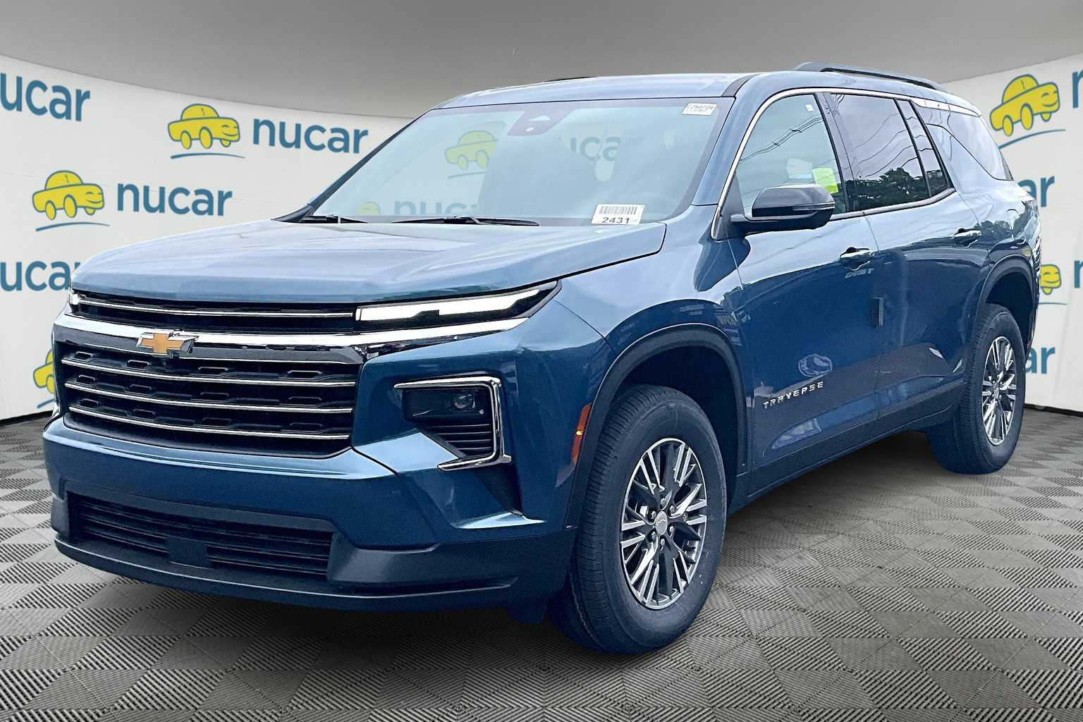 2025 Chevrolet Traverse AWD LT - Photo 4