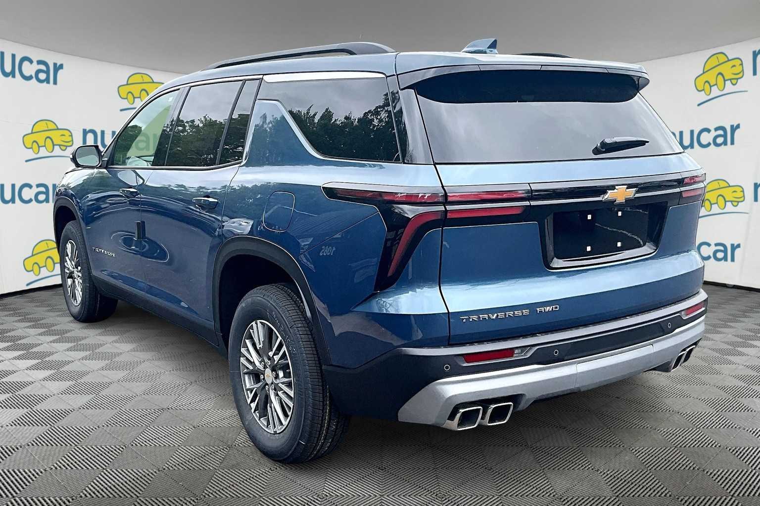 2025 Chevrolet Traverse AWD LT - Photo 5