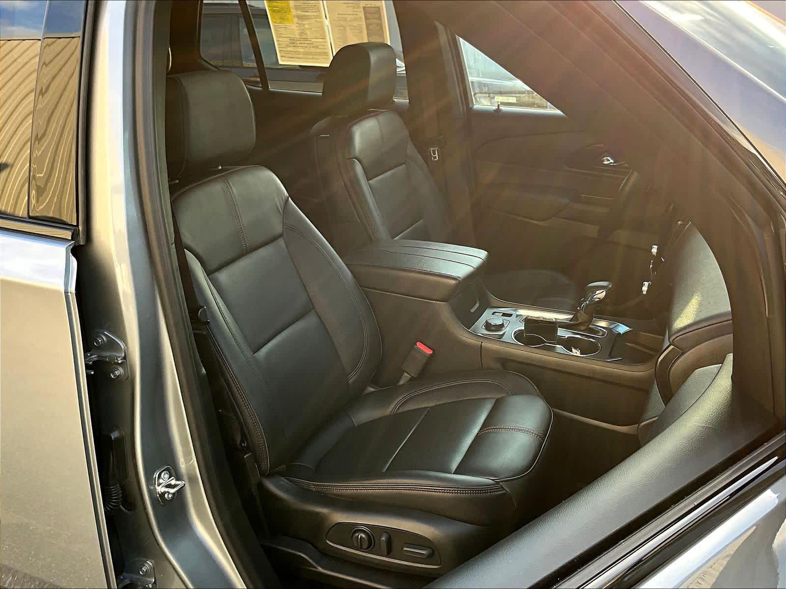 2023 Chevrolet Traverse RS - Photo 11