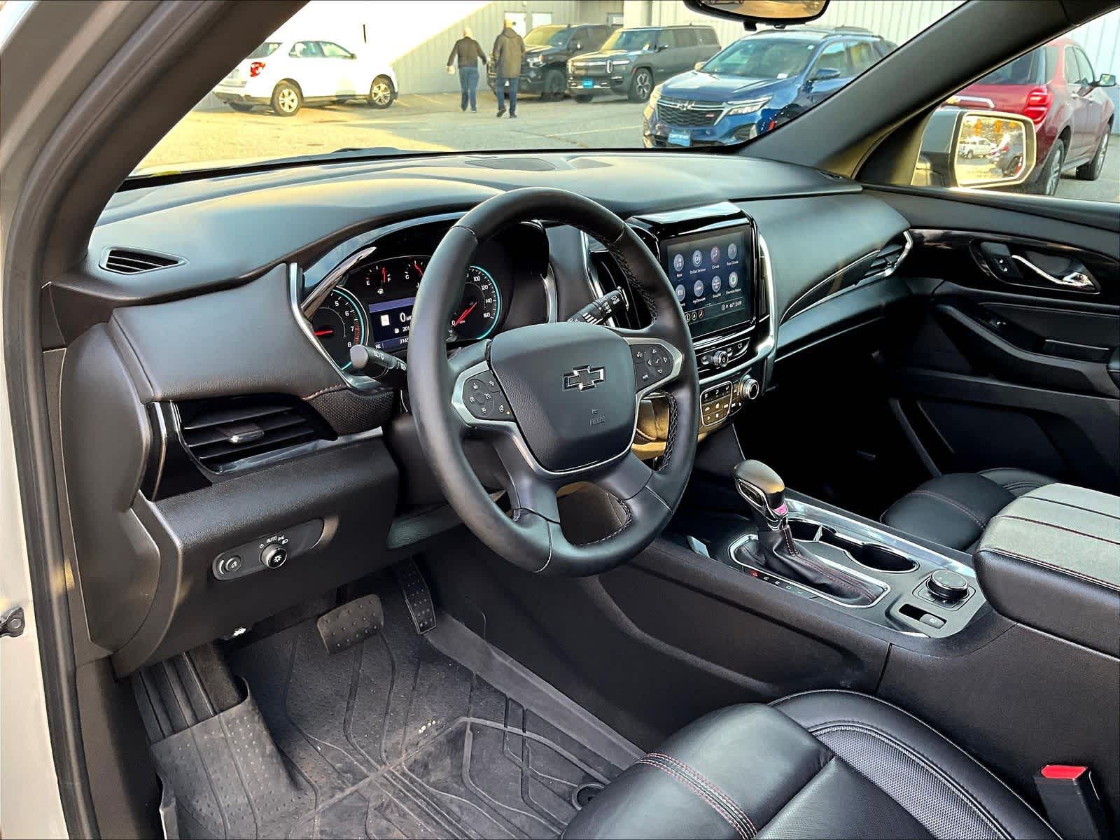 2023 Chevrolet Traverse RS - Photo 8