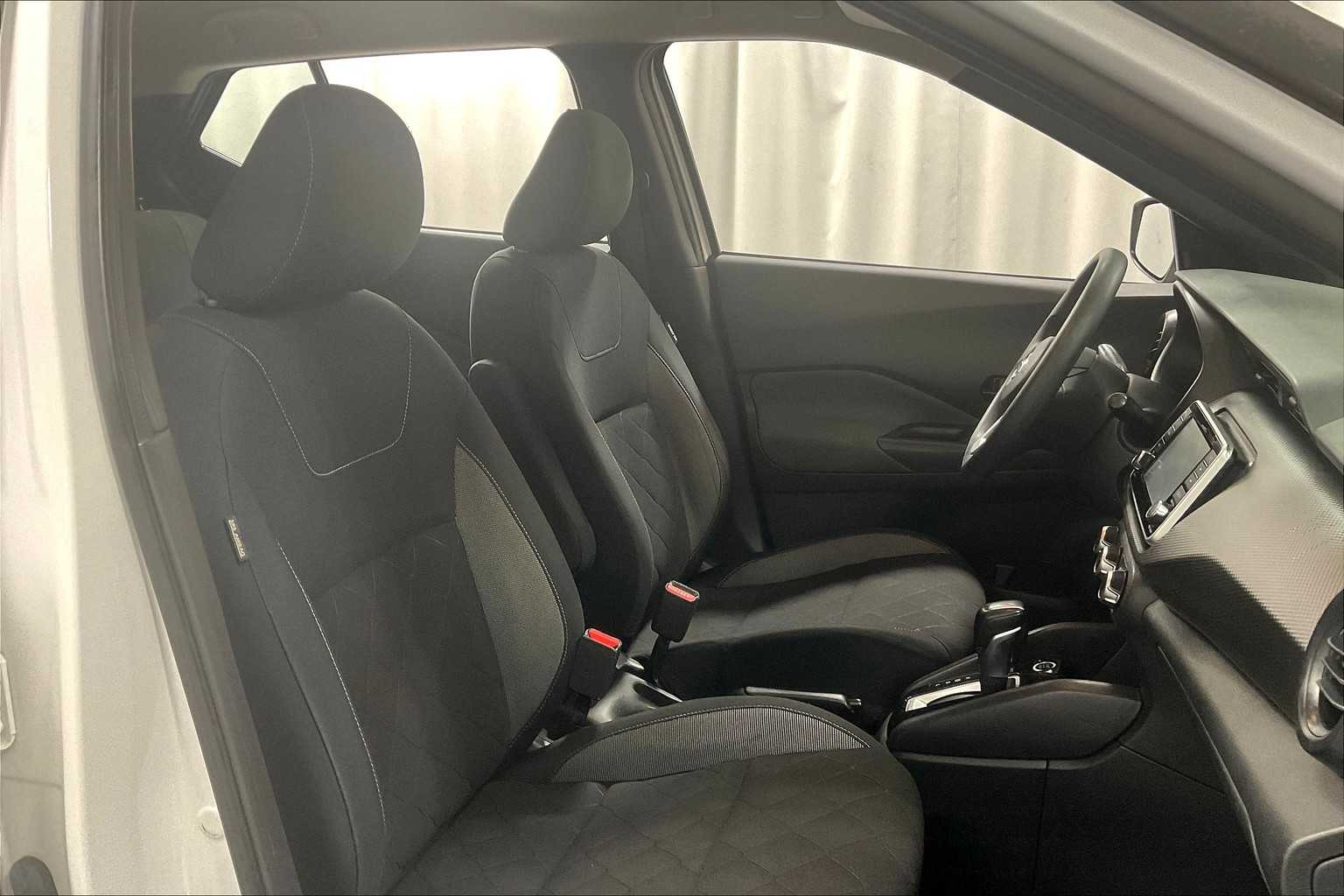 2020 Nissan Kicks S - Photo 11