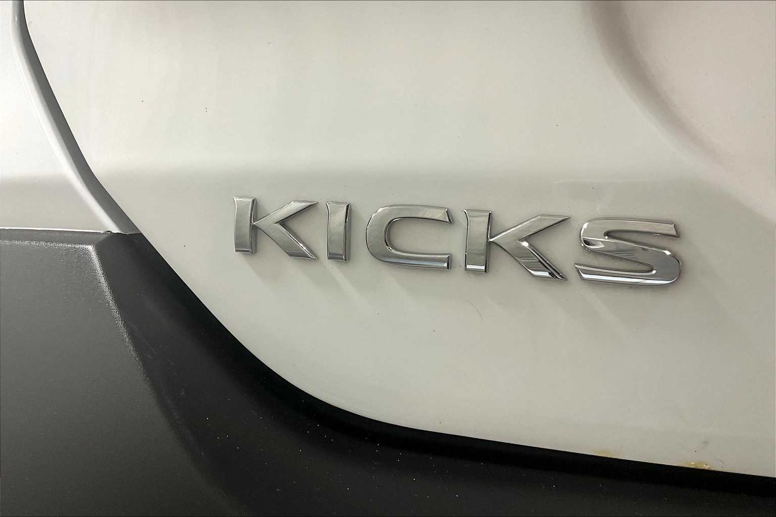 2020 Nissan Kicks S - Photo 29