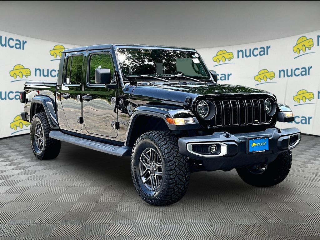 2024 Jeep Gladiator Sport S