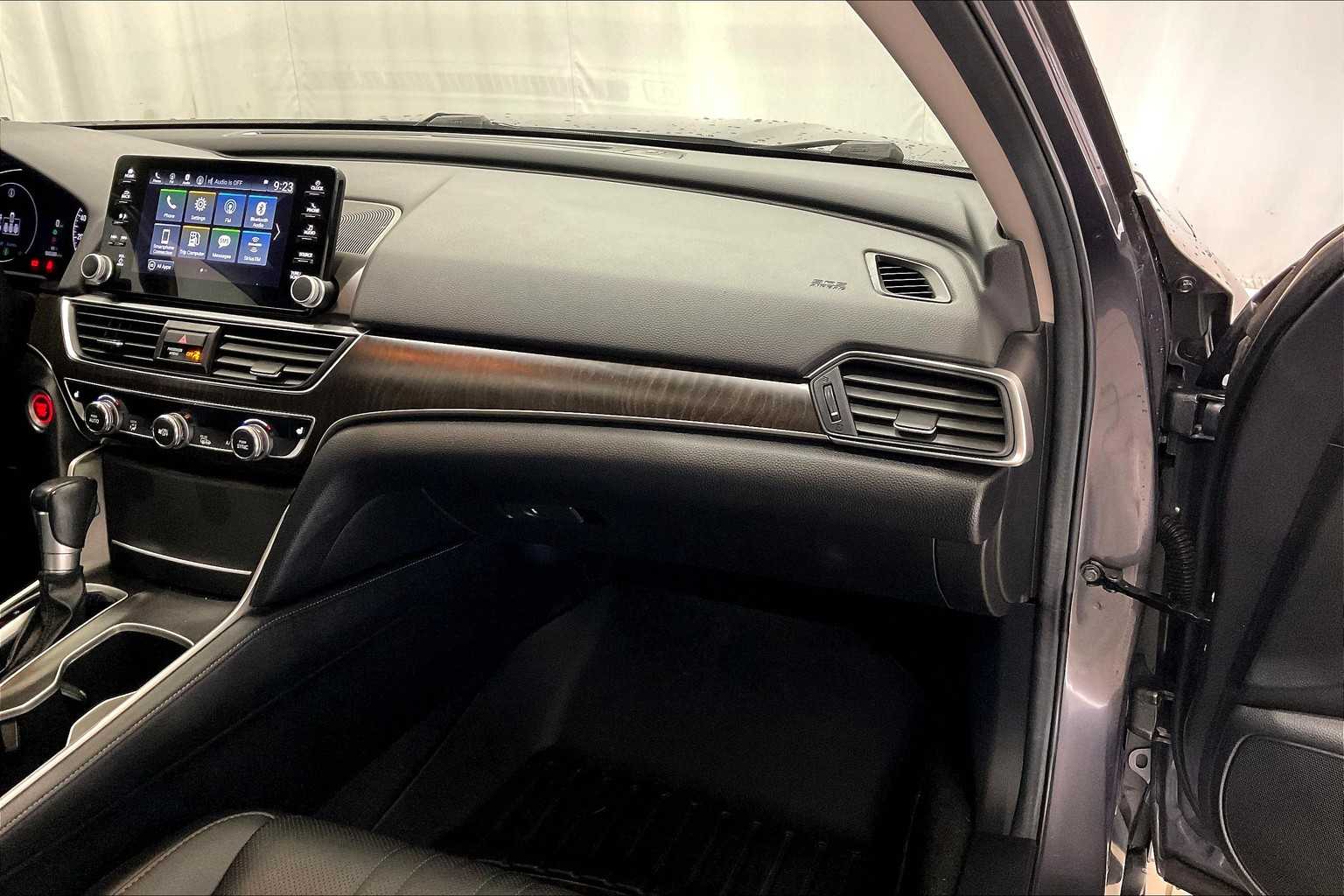 2021 Honda Accord EX-L - Photo 13