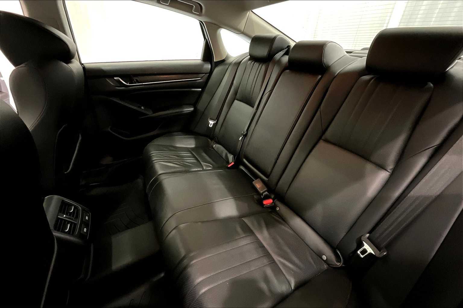 2021 Honda Accord EX-L - Photo 15