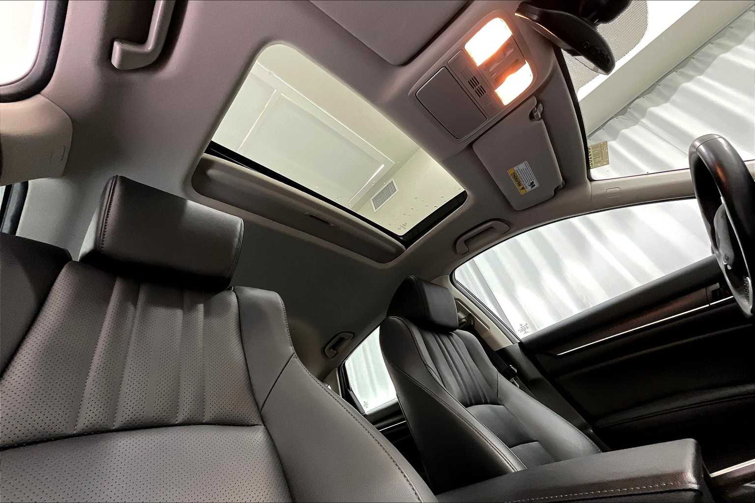 2021 Honda Accord EX-L - Photo 22
