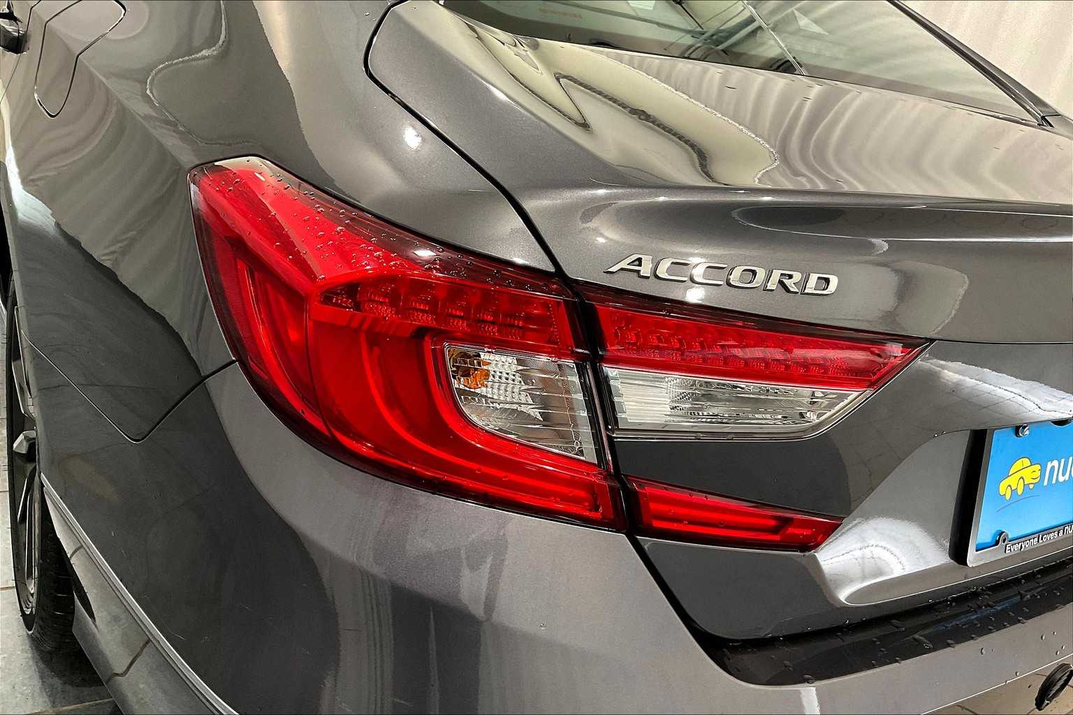 2021 Honda Accord EX-L - Photo 33