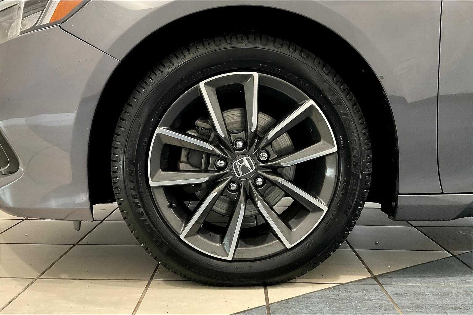 2021 Honda Accord EX-L - Photo 7