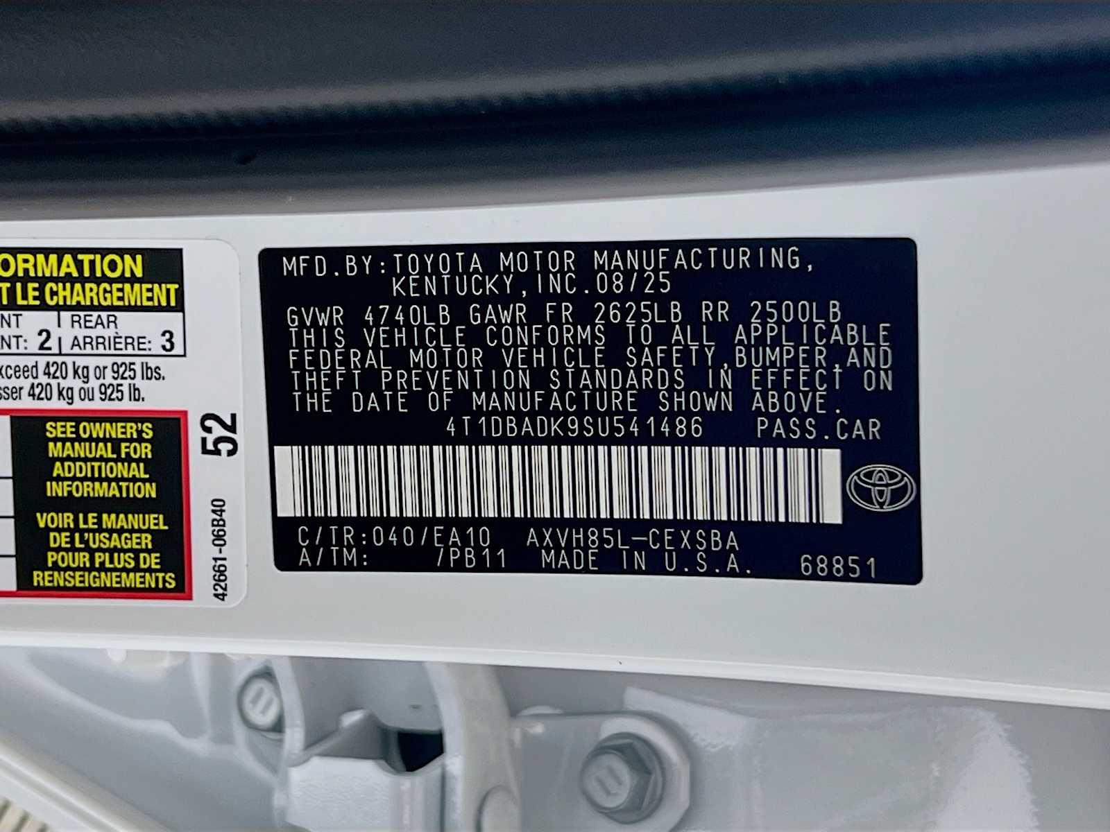 2025 Toyota Camry SE - Photo 20