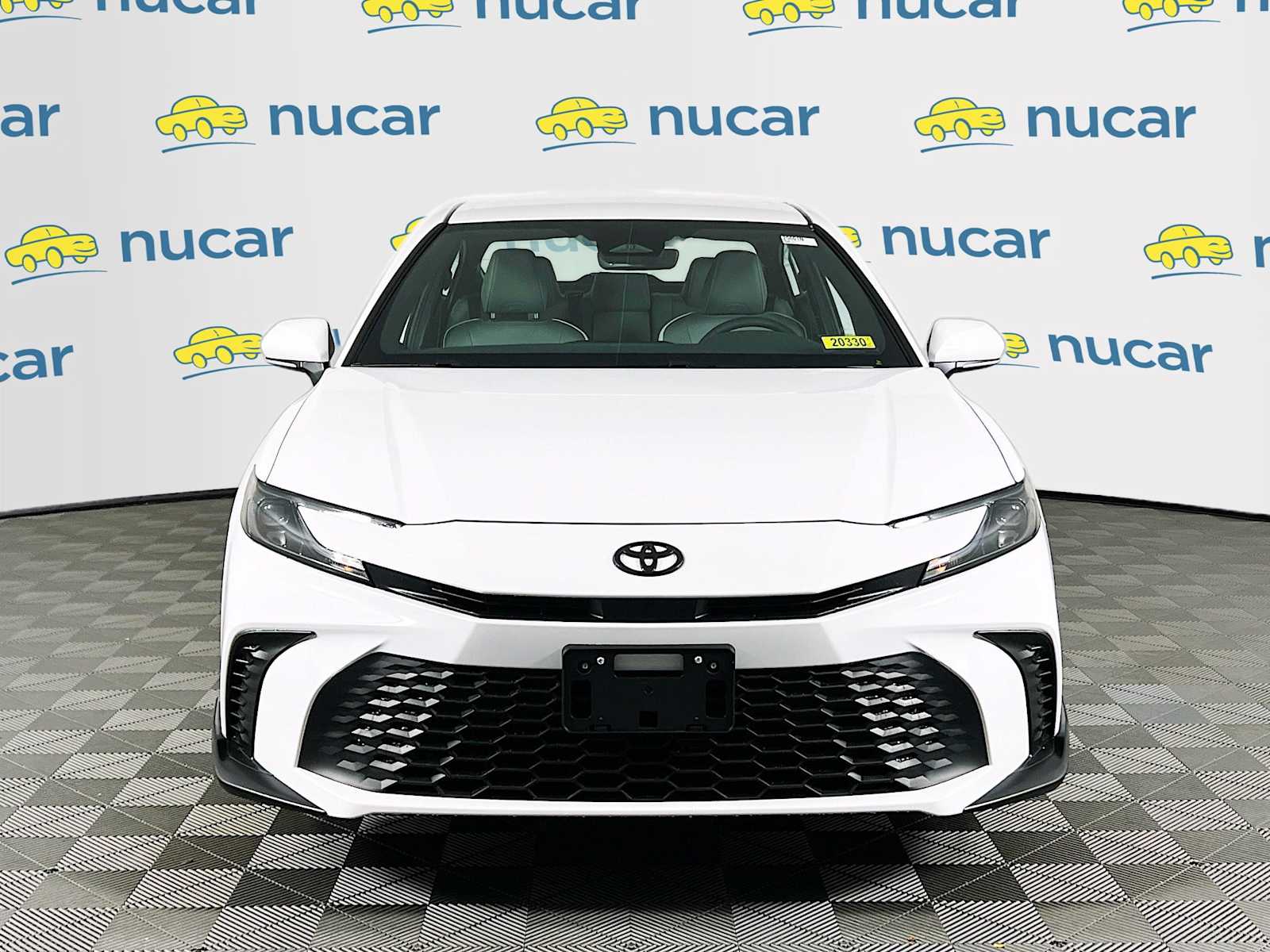 2025 Toyota Camry SE - Photo 2