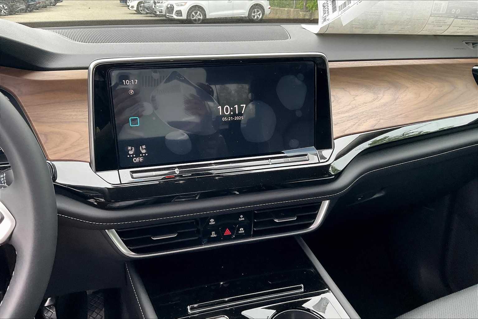 2025 Volkswagen Atlas 2.0T SE w/Technology - Photo 13
