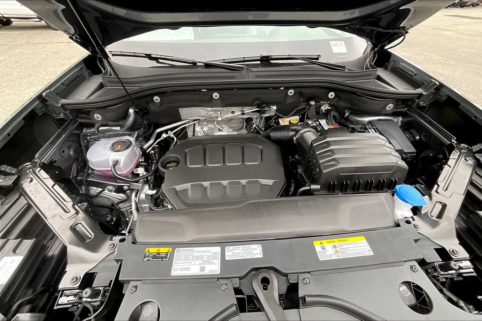 2025 Volkswagen Atlas 2.0T SE w/Technology - Photo 16