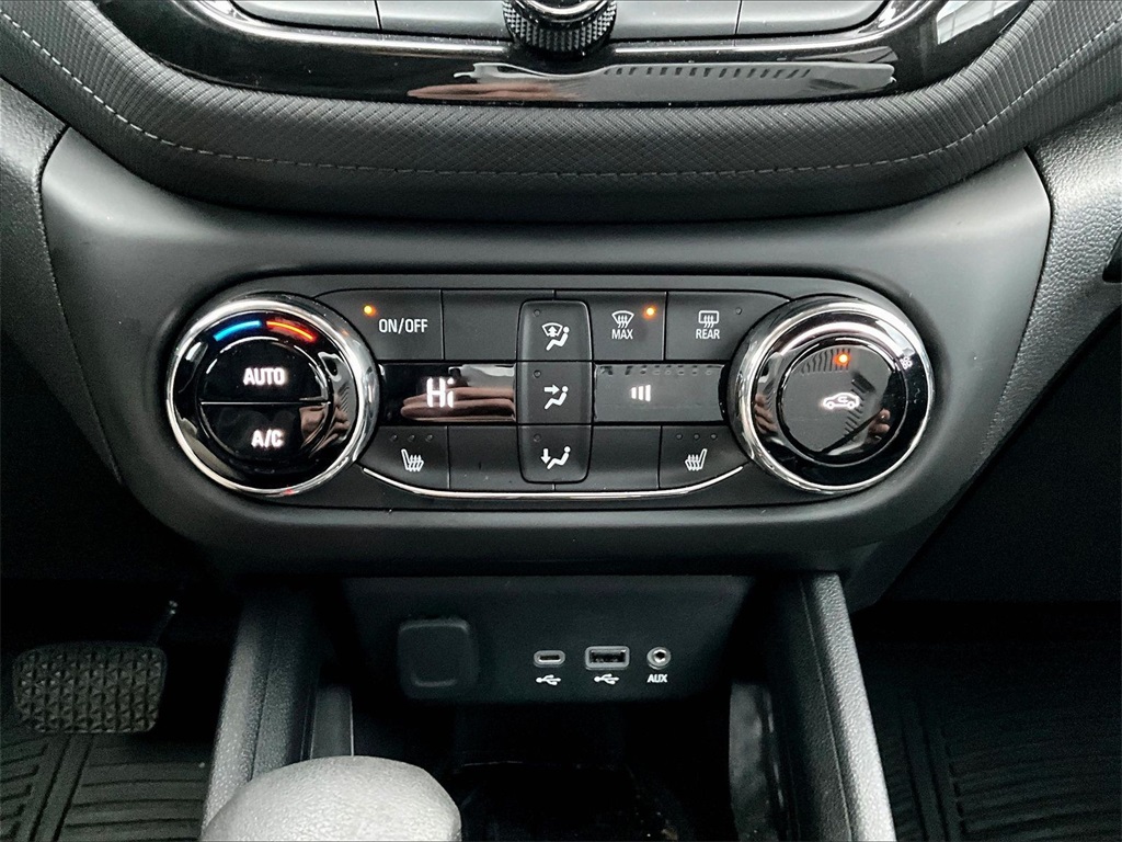 2022 Chevrolet TrailBlazer LT - Photo 25