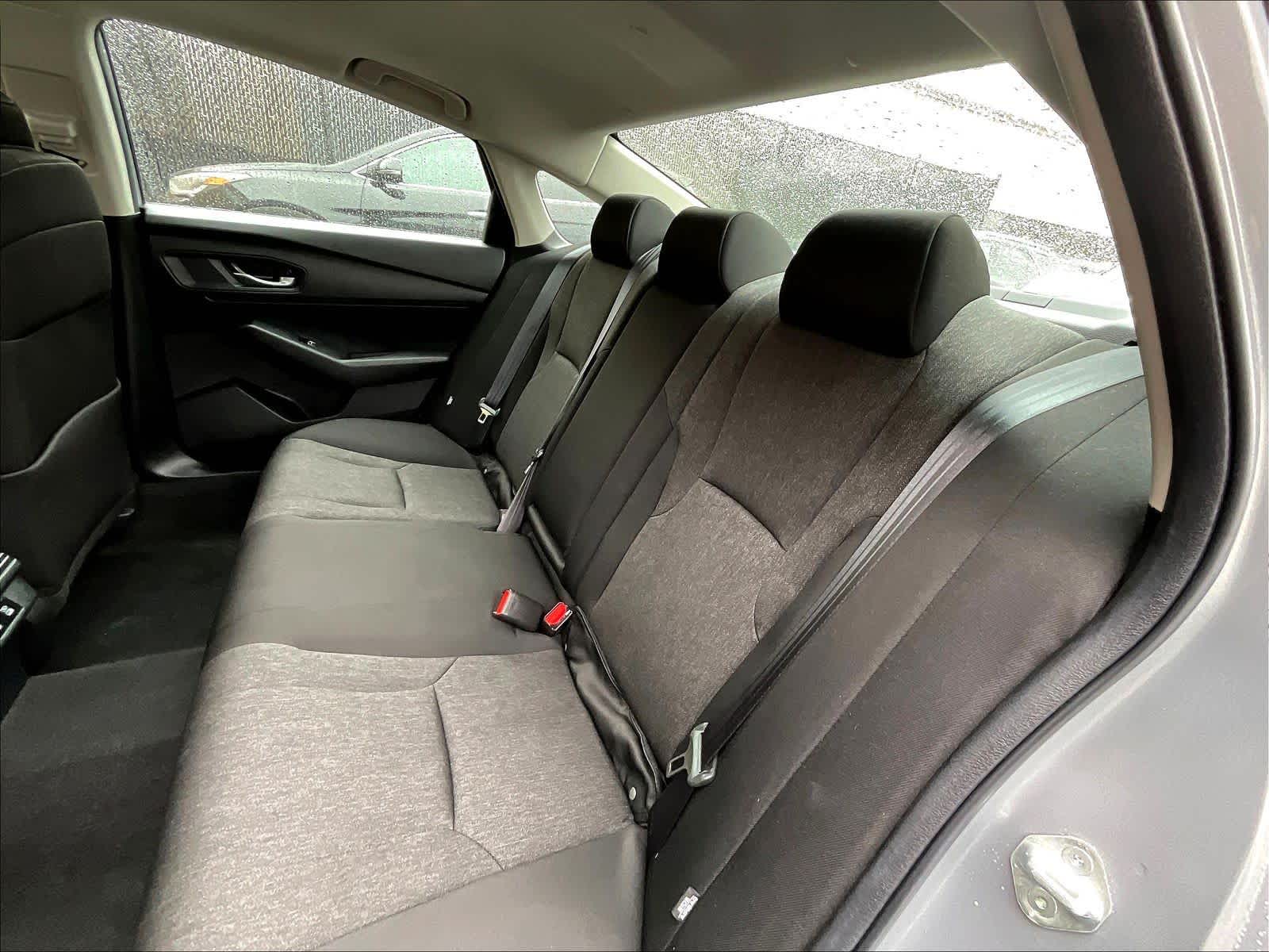 2025 Honda Accord SE - Photo 15