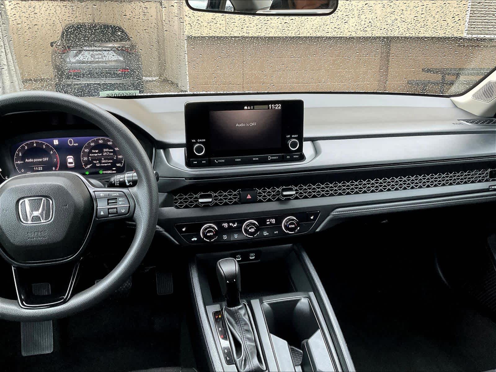 2025 Honda Accord SE - Photo 18