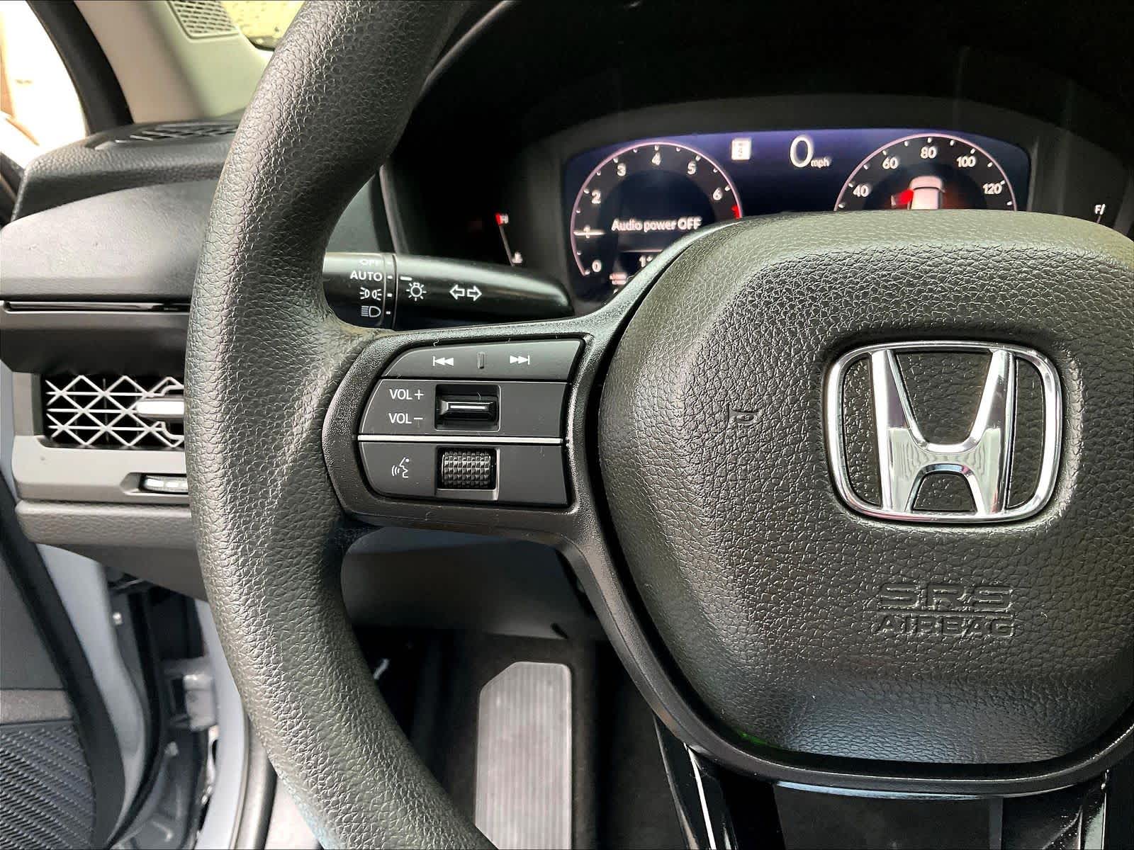 2025 Honda Accord SE - Photo 23