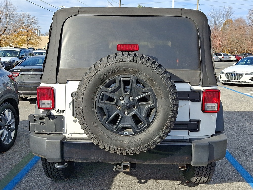 2018 Jeep Wrangler JK Willys Wheeler - Photo 5