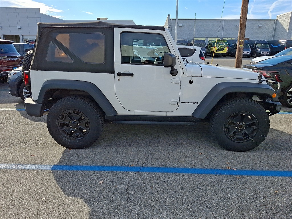 2018 Jeep Wrangler JK Willys Wheeler - Photo 7