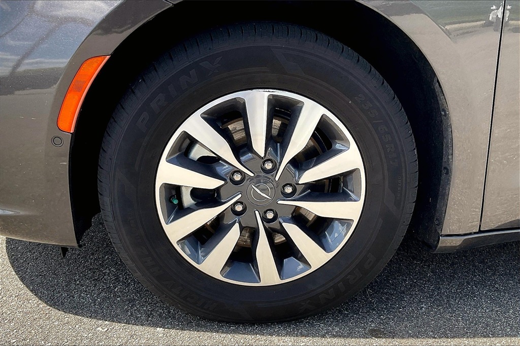 2021 Chrysler Pacifica Hybrid Touring L - Photo 7