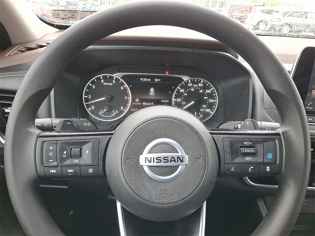2021 Nissan Rogue SV - Photo 18
