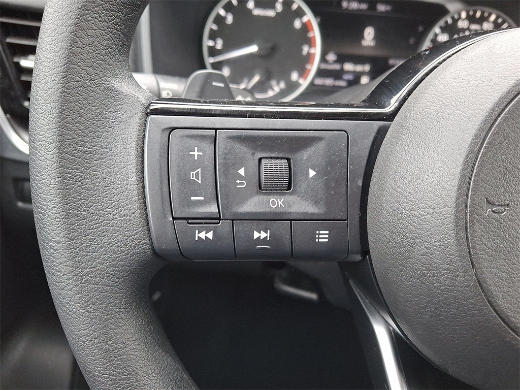 2021 Nissan Rogue SV - Photo 19