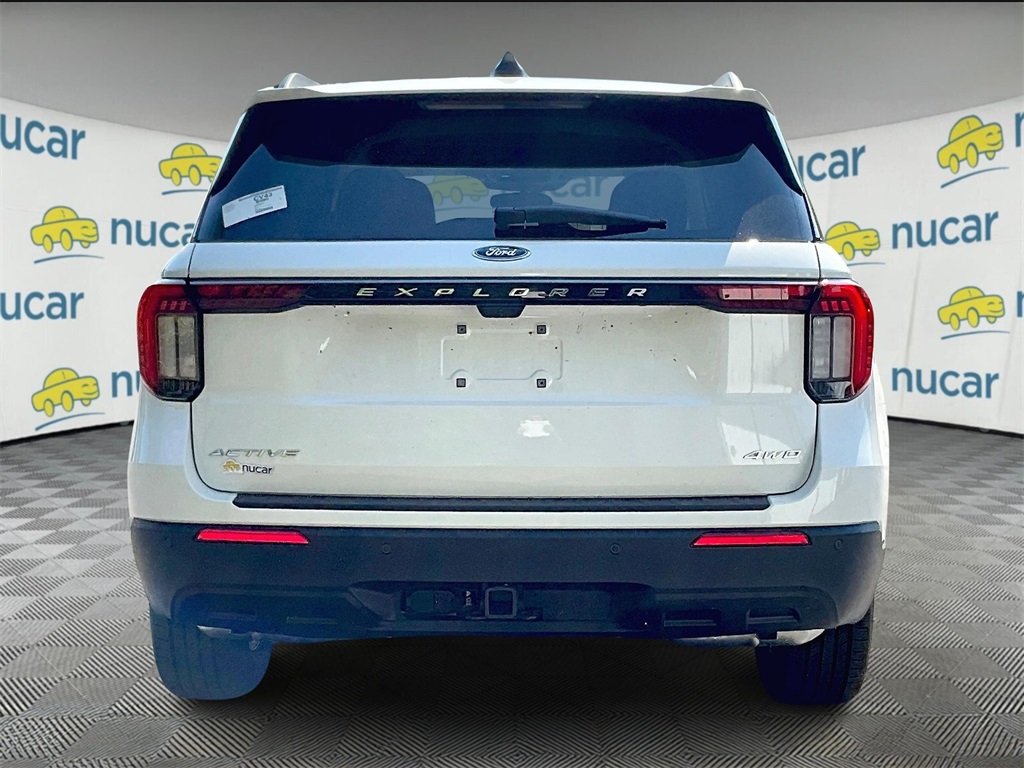 2025 Ford Explorer Active - Photo 5