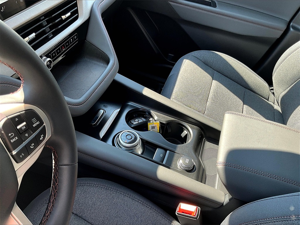 2025 Ford Explorer Active - Photo 9