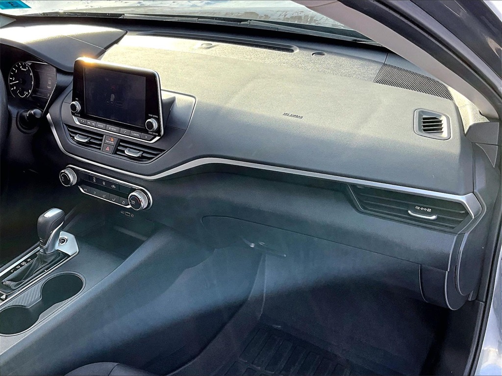 2020 Nissan Altima 2.5 S - Photo 14