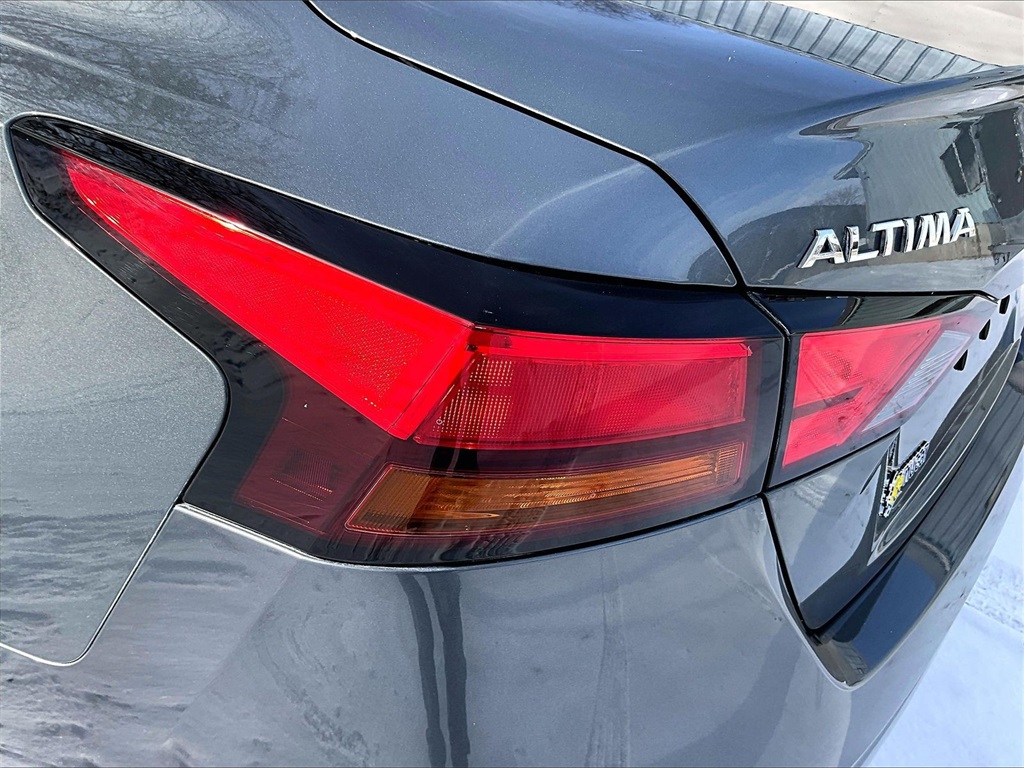 2020 Nissan Altima 2.5 S - Photo 31