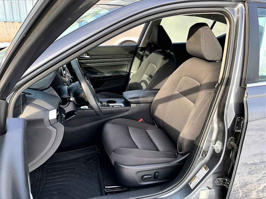 2020 Nissan Altima 2.5 S - Photo 10