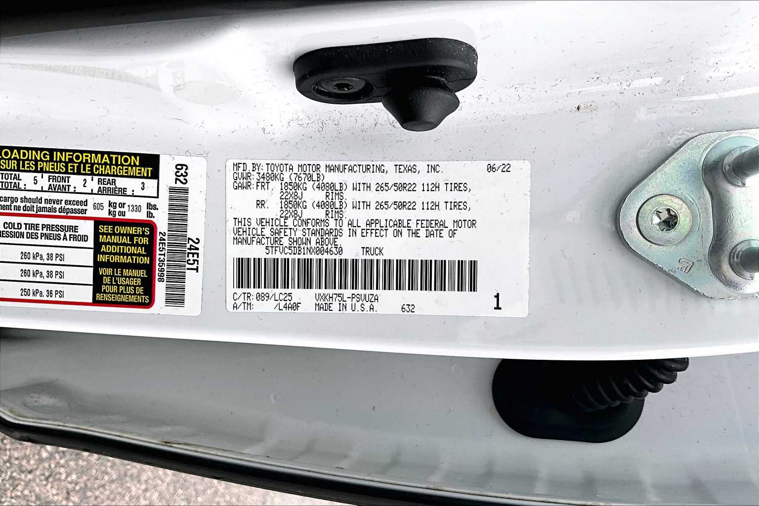 2022 Toyota Tundra Capstone Hybrid - Photo 6