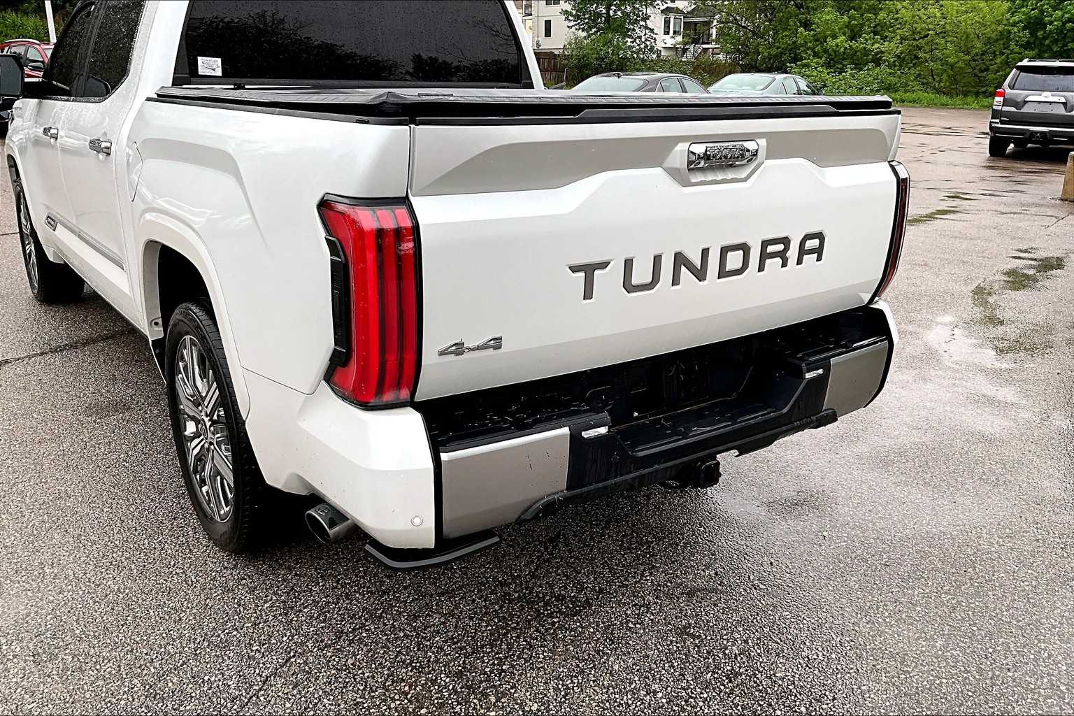2022 Toyota Tundra Capstone Hybrid - Photo 7