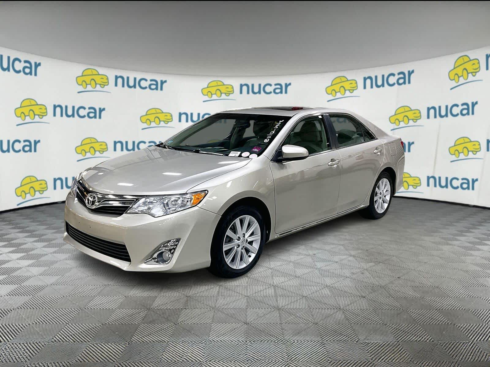2013 Toyota Camry L - Photo 2