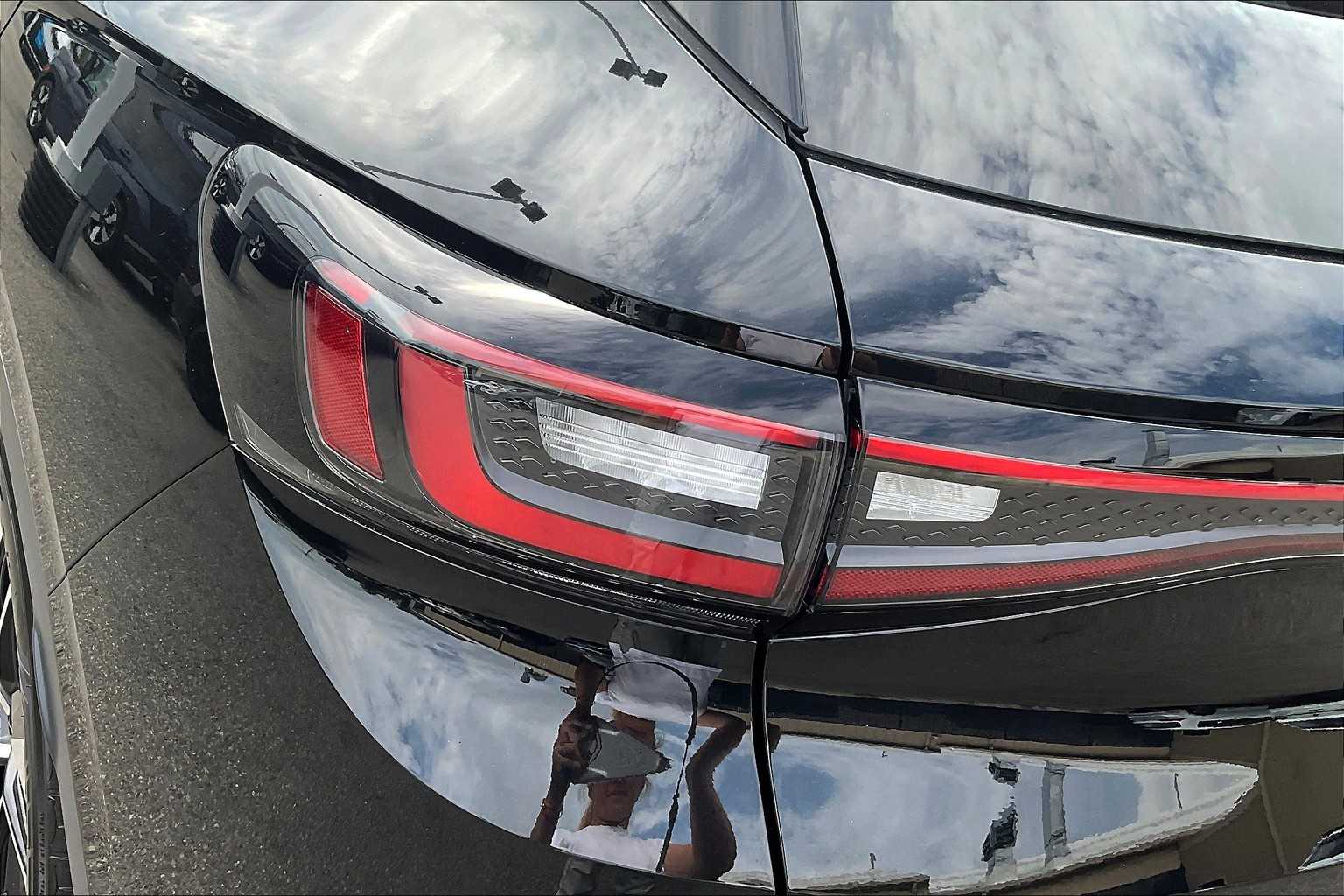 2021 Volkswagen ID.4 Pro S - Photo 33